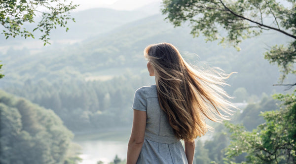 MSM für Haare: Die Rolle von Schwefel bei gesunder Haarstruktur