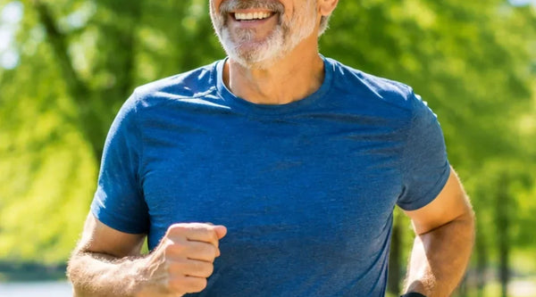 Im Sommer aktiv bleiben: Die besten Möglichkeiten für Männer über 50, sich bei Hitze sportlich zu betätigen